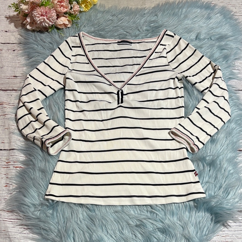 ORWELL Stretch Striped V-Neck Long Sleeve Top sz S
